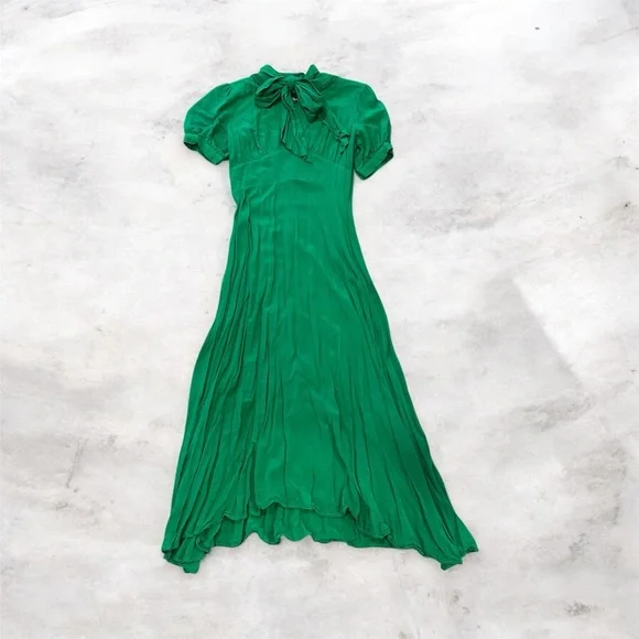 Collectif x Bright & Beautiful Green Dress - Picture 2 of 9